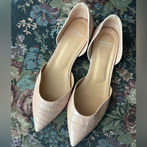 GRAVITYPOPE Nude D’Orsay Crocodile Leather Flats EU39 US8 Made in Italy - Picture 1 of 7